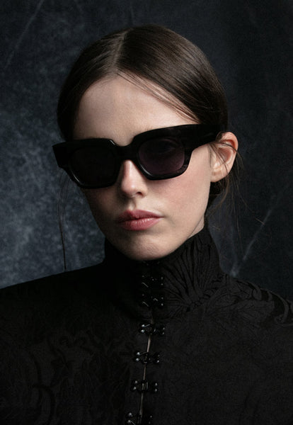 Jacques Marie Mage/Olivier Theyskens - Glance (Smoke)